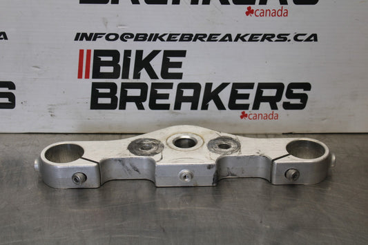 03 KAWASAKI VULCAN 1600 FORKS UPPER TRIPLE TREE CLAMP BB865