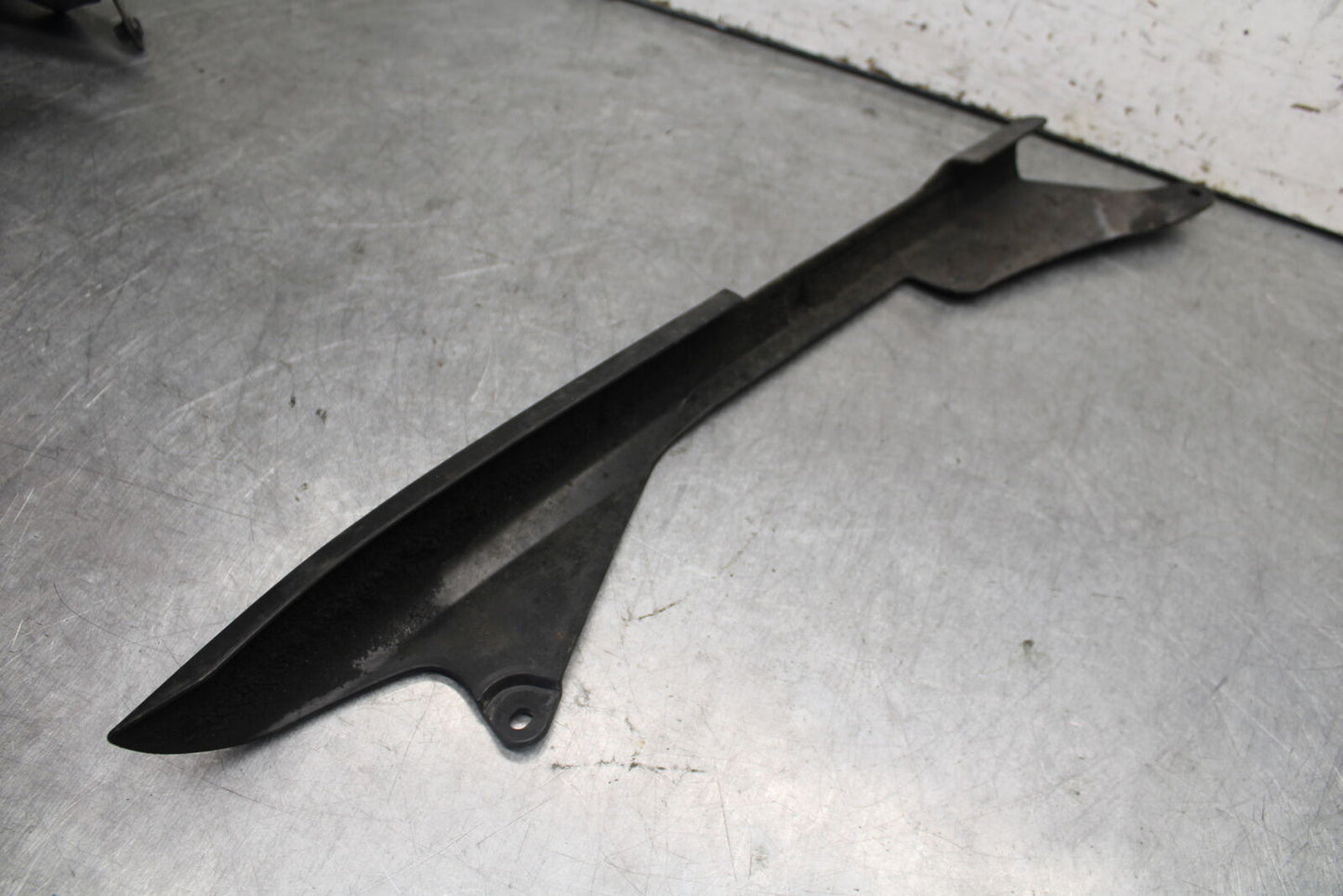 09-12 KAWASAKI NINJA ZX6R REAR BACK DRIVE CHAIN GUARD COVER SHIELD BB698