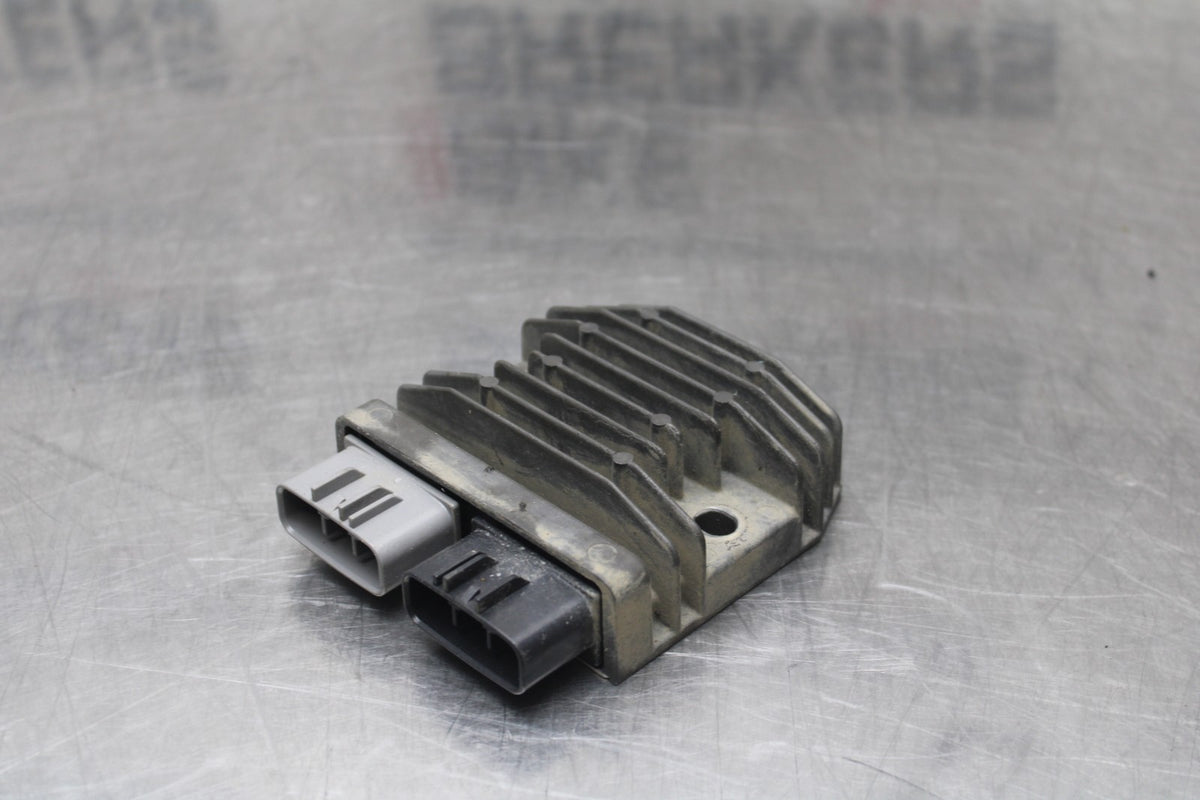 16 YAMAHA XSR900 RECTIFIER VOLTAGE REGULATOR BB786