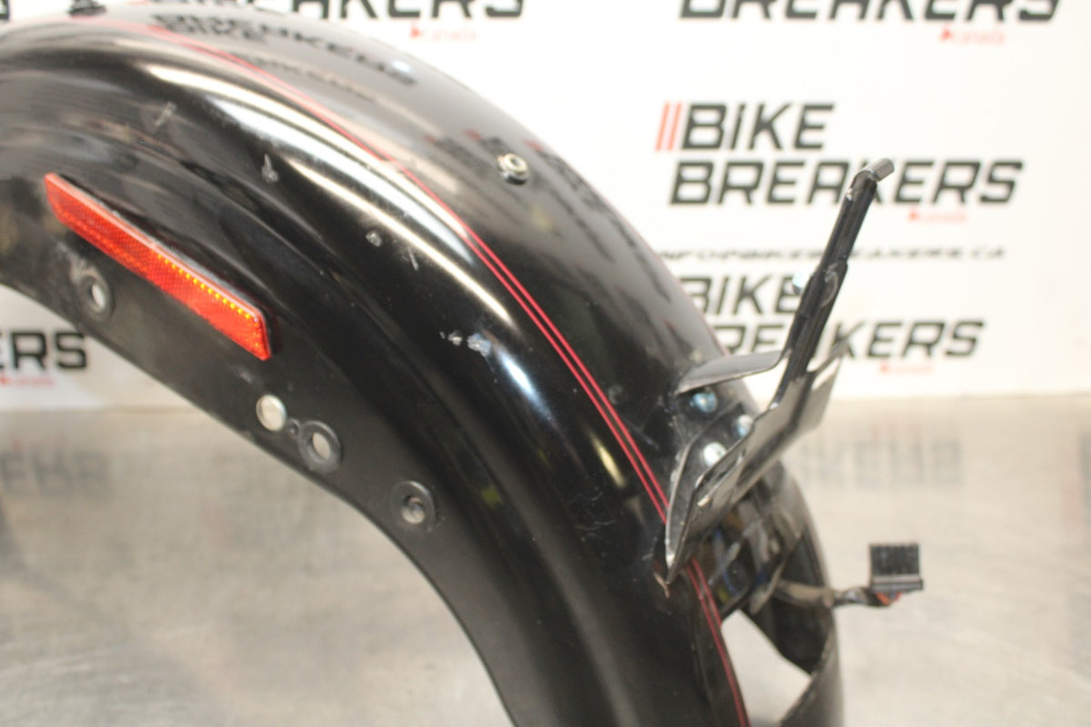 95-03 HARLEY-DAVIDSON SPORTSTER 1200 CUSTOM XL1200C REAR BACK WHEEL FENDER BB817