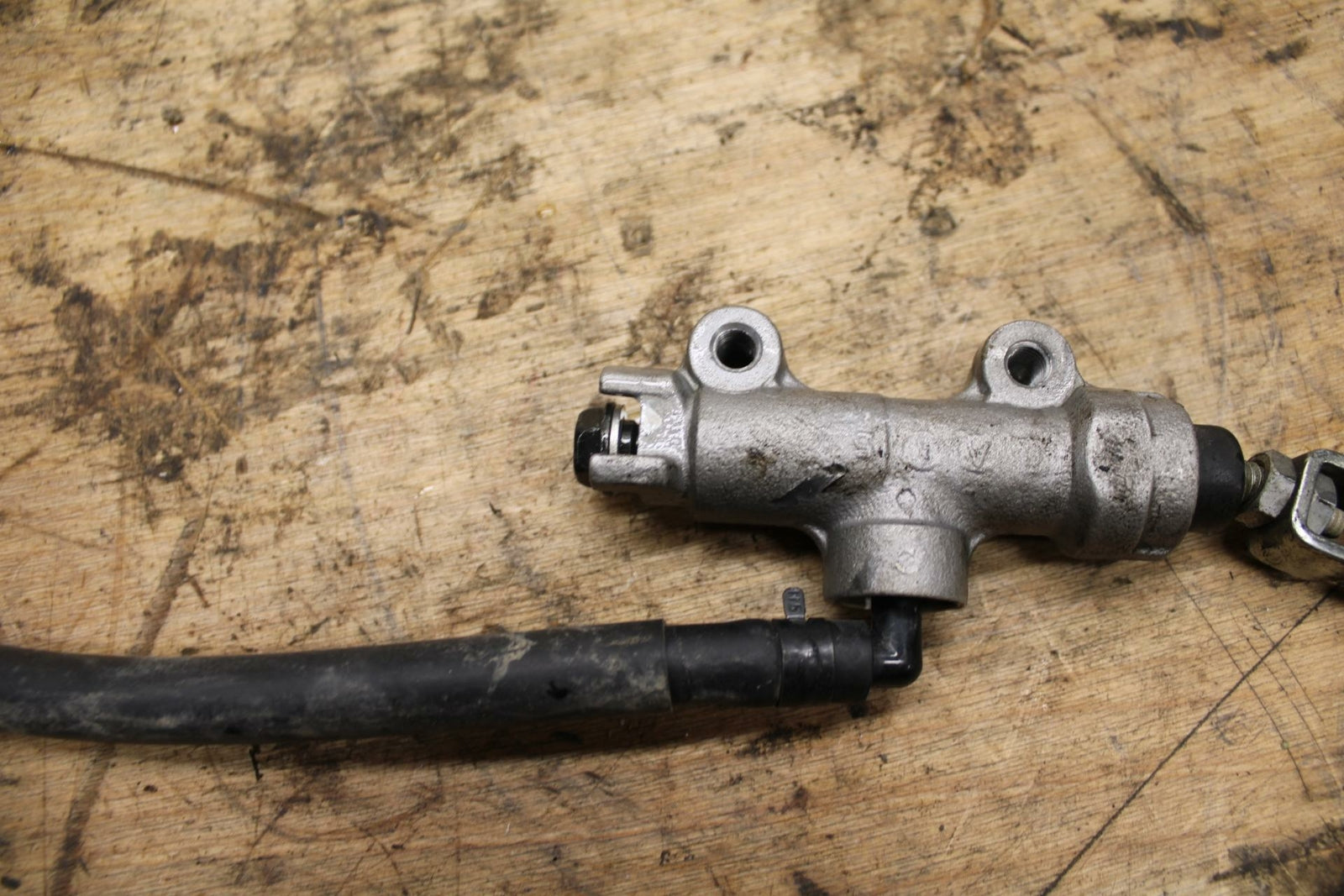 09-10 KAWASAKI ER-6N REAR BACK BRAKE MASTER CYLINDER W RESERVOIR BENT BB325