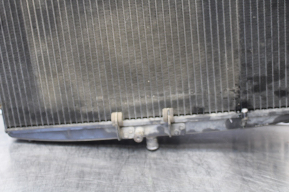 05 TRIUMPH ROCKET III ENGINE COOLER COOLING RADIATOR RADIATER BB186