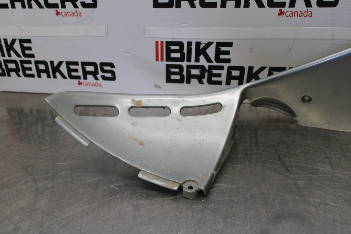 00-05 KAWASAKI NINJA ZX12R LOWER FRONT UPPER INNER HEADLIGHT COWL FAIRING  BB892