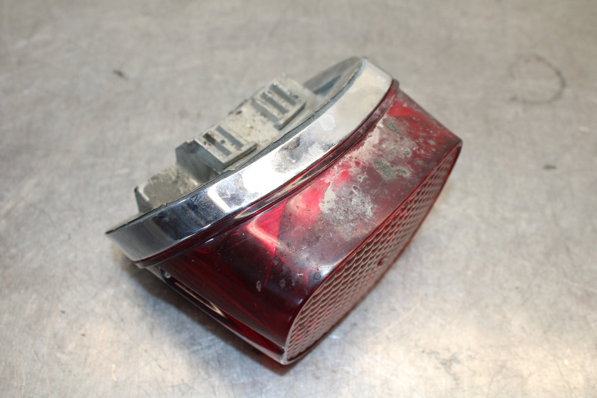 04-16 HARLEY-DAVIDSON SPORTSTER 883 TAILLIGHT REAR TAIL BRAKE LIGHT BB680
