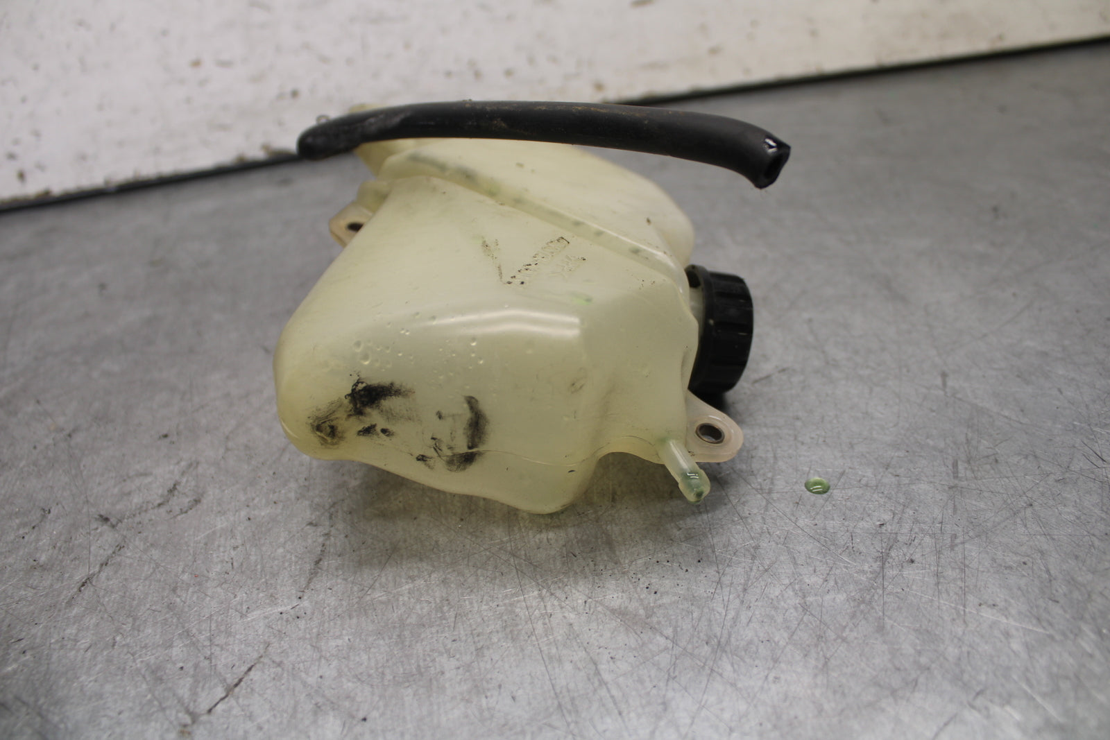 09-12 KAWASAKI NINJA ZX6R COOLANT WATER TANK RESERVOIR BOTTLE BB698