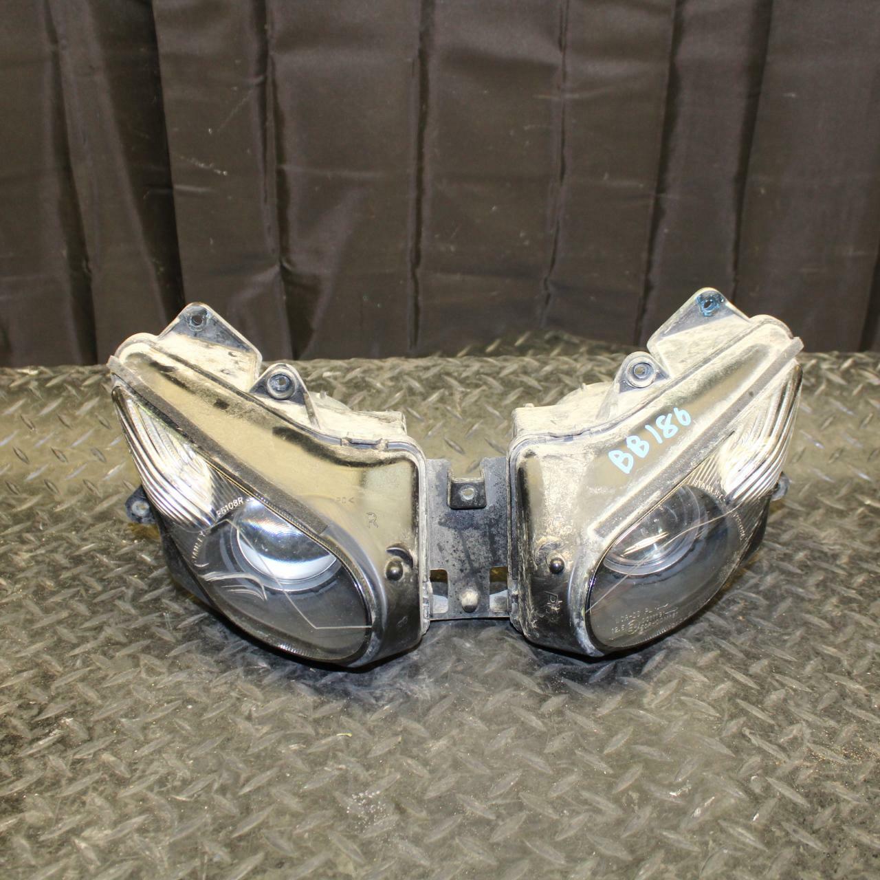 06-07 KAWASAKI NINJA ZX10R FRONT HEADLIGHT HEAD LIGHT LAMP  BB186