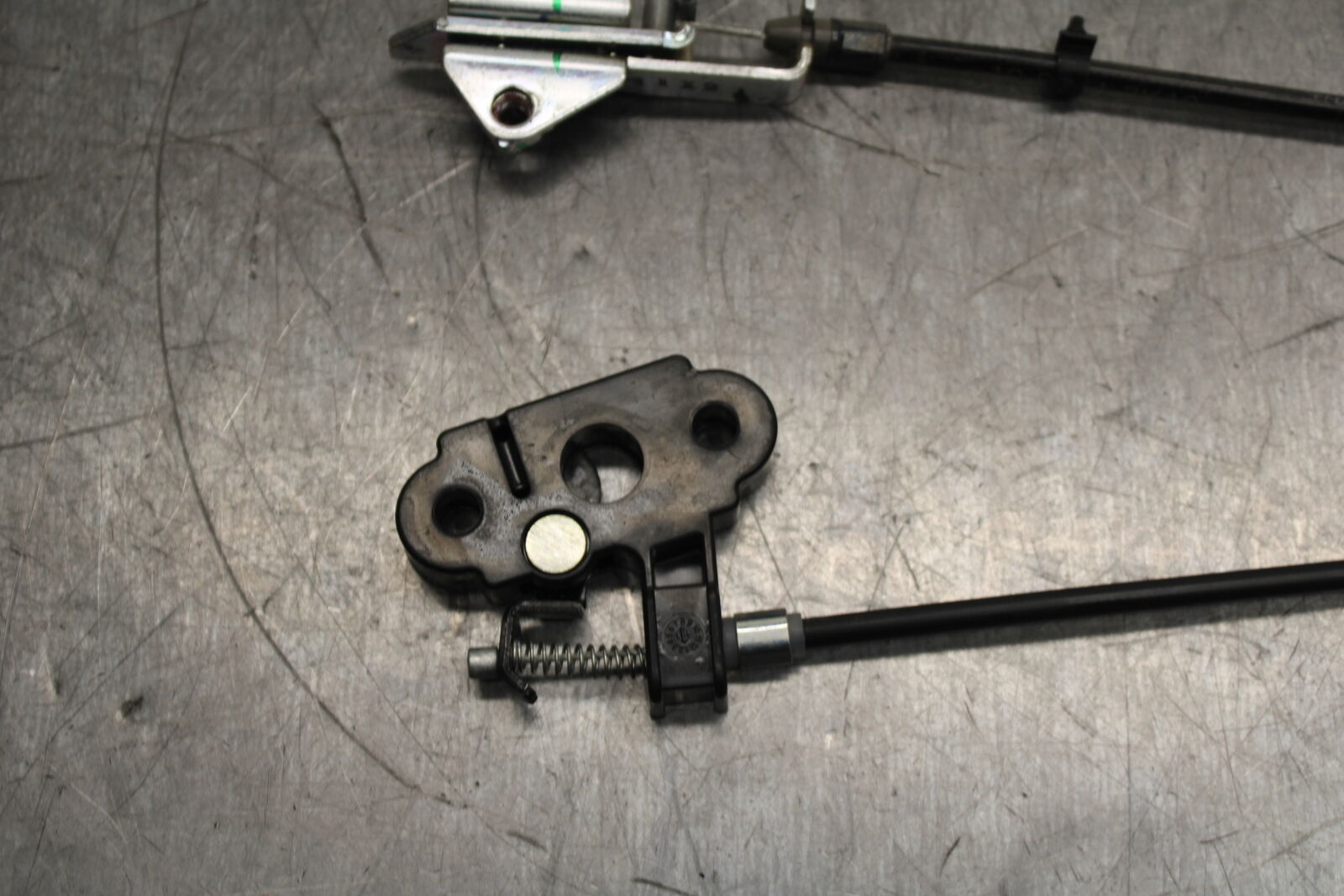 18-23 KAWASAKI NINJA 400 EX400 ABS REAR PASSENGER SEAT LATCH LOCK ASSEMBLY BB747