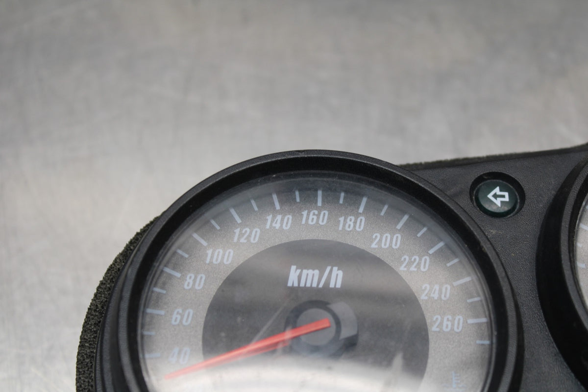 06 KAWASAKI Z750 SPEEDO TACH GAUGES DISPLAY CLUSTER SPEEDOMETER TACHOMETER BB837