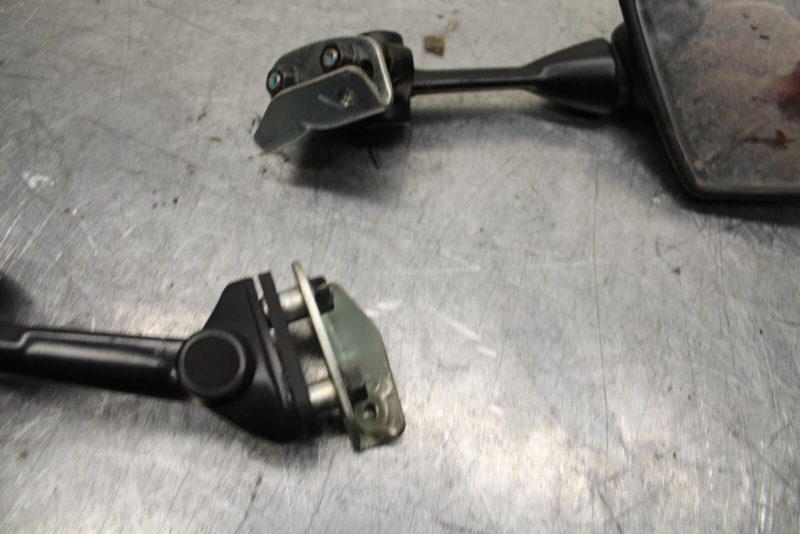 08-12 KAWASAKI NINJA 250R EX250J MIRROR pair set BB612