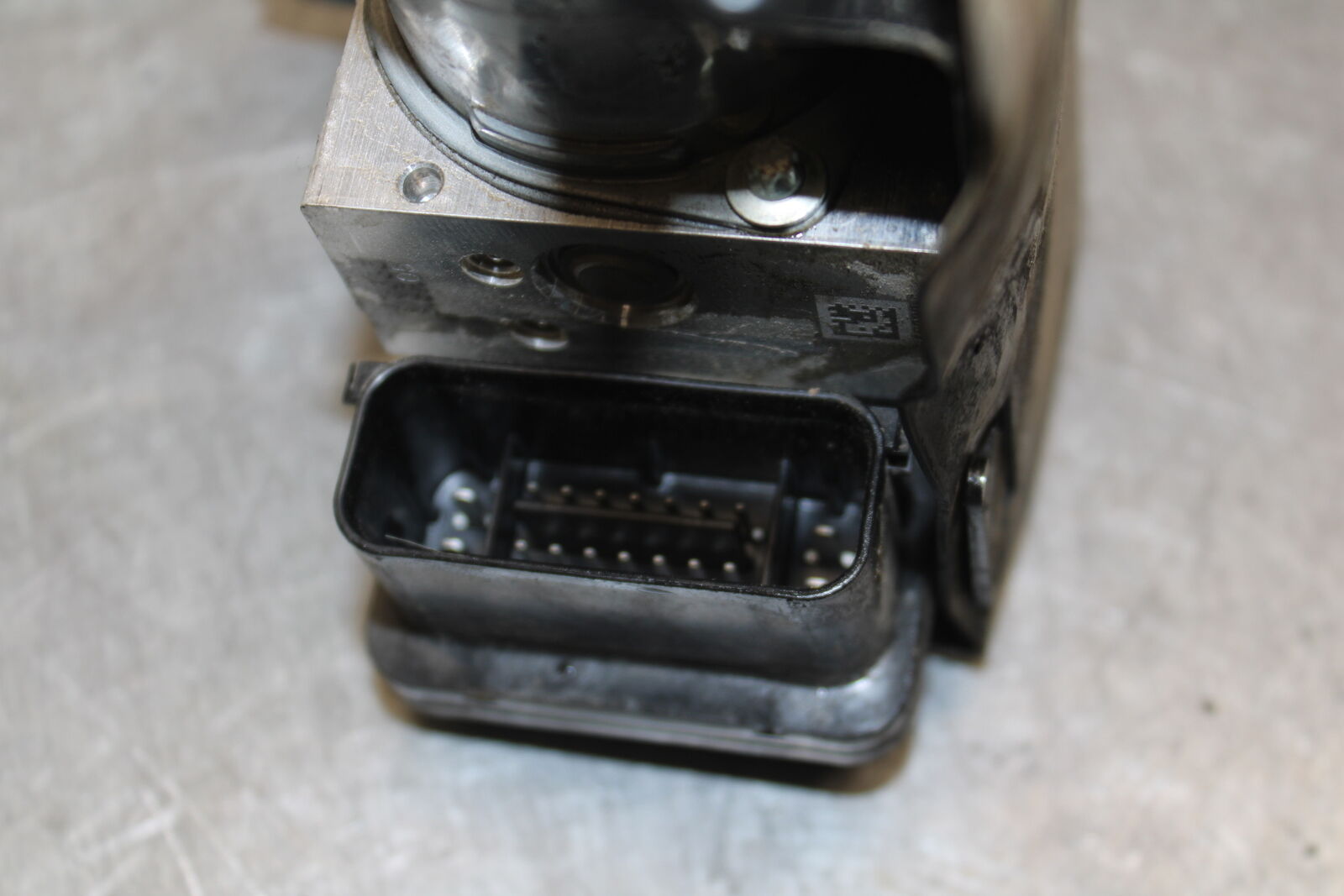 19-23 KAWASAKI NINJA ZX6R ABS PUMP UNIT MODULE BB701