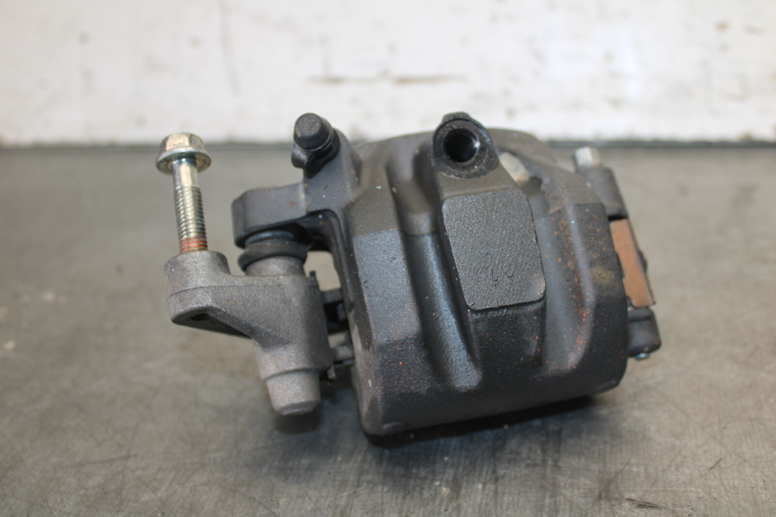 13-15 HONDA CBR500R RIGHT FRONT BRAKE CALIPER 45250-MGZ-J01 BB704
