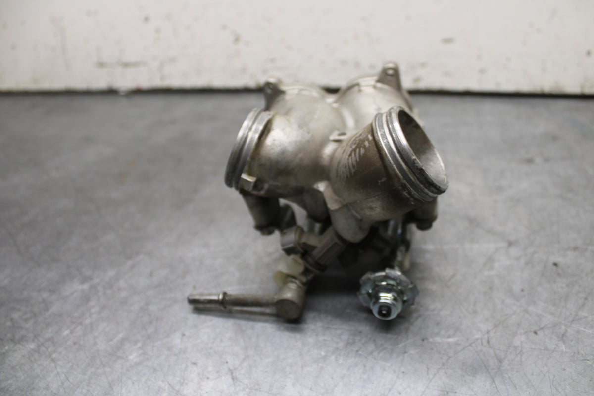 14-15 YAMAHA V STAR 1300 XVS1300CT TOURER AIR INTAKE MANIFOLD BB722