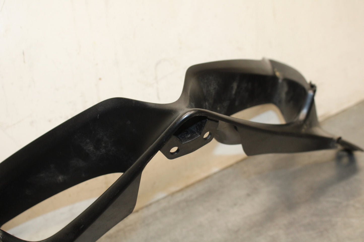 09 SUZUKI GSXR600 FRONT CENTER COWL FAIRING BB759
