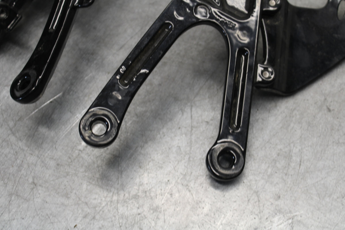04-06 YAMAHA YZF R1 BLACK POWDER COATED LEFT RIGHT REARSET REAR SET BB659 
