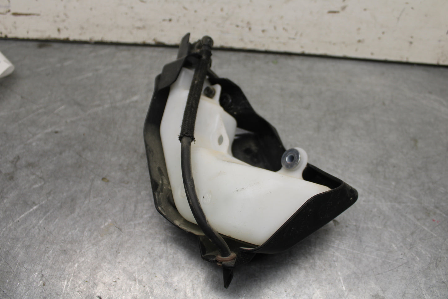 22-24 YAMAHA XSR900 COOLANT WATER TANK RESERVOIR BOTTLE BB683