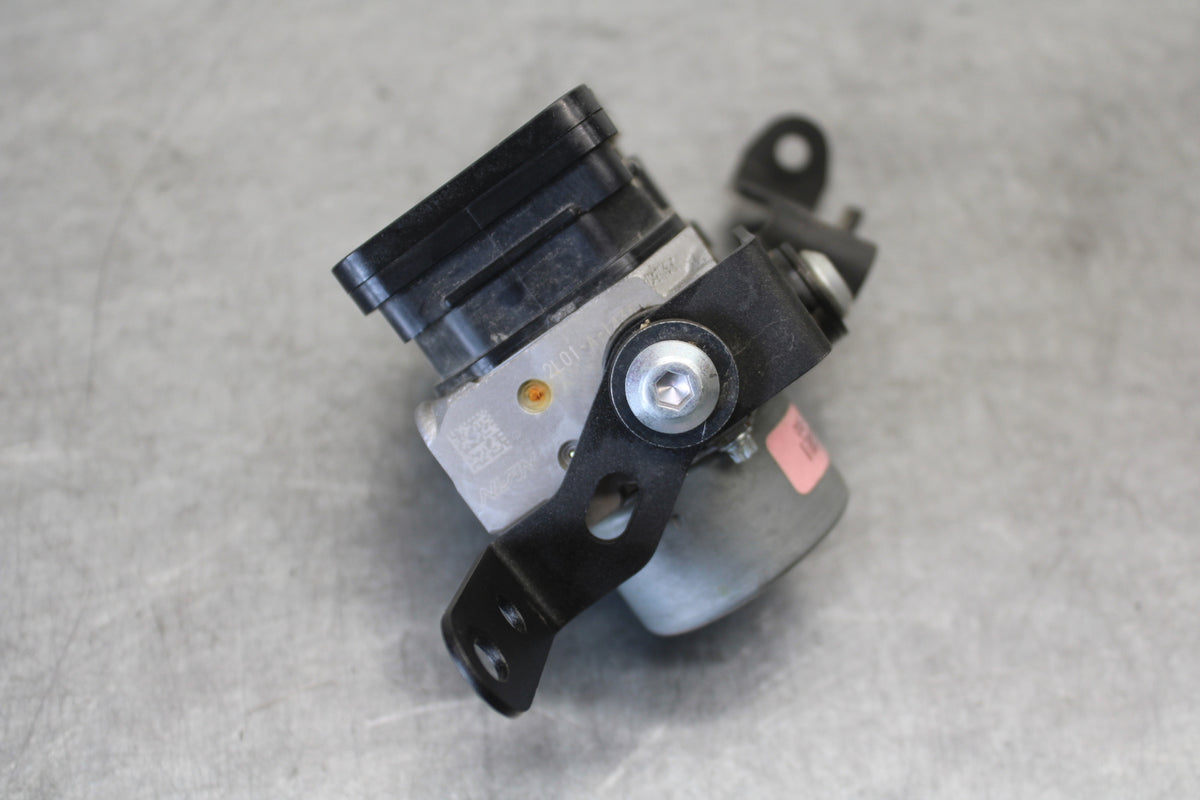 18-23 KAWASAKI NINJA 400 ABS PUMP UNIT MODULE  BB679