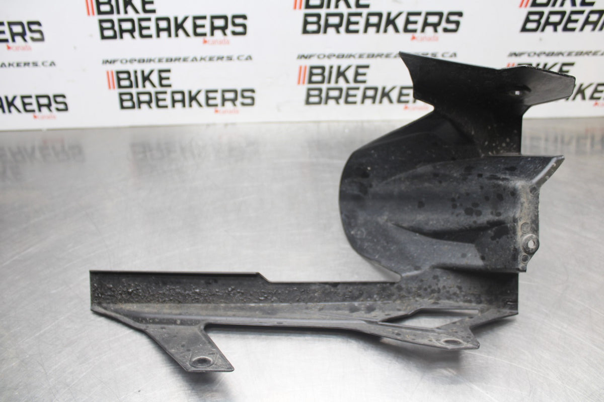 18-26 KAWASAKI Z400 REAR BACK WHEEL TIRE HUGGER FENDER 36.99