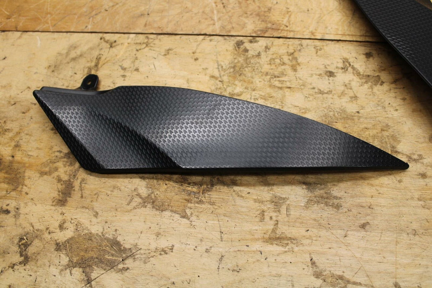 07-08 YAMAHA YZF R1 RIGHT LEFT GAS FUEL TANK PANELS COVERS TRIM SET COWLS  BB333
