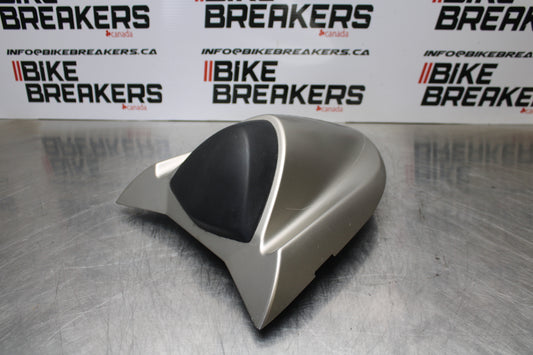 04-05 KAWASAKI NINJA ZX10R OEM REAR BACK SEAT SOLO COWL FAIRING COVER BB163