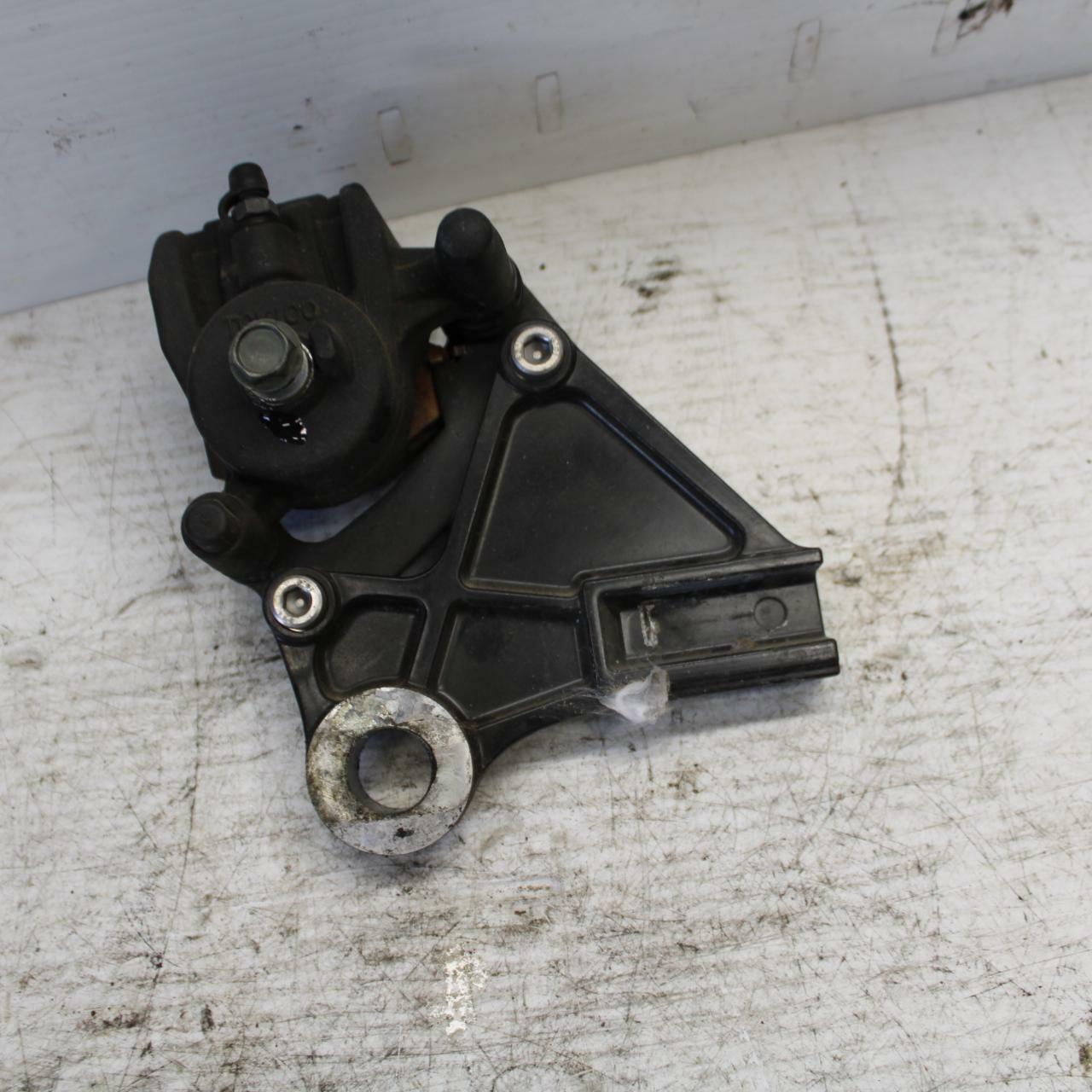 07-09 KAWASAKI VERSYS 650 REAR BACK BRAKE CALIPER W MOUNT BRACKET BB302