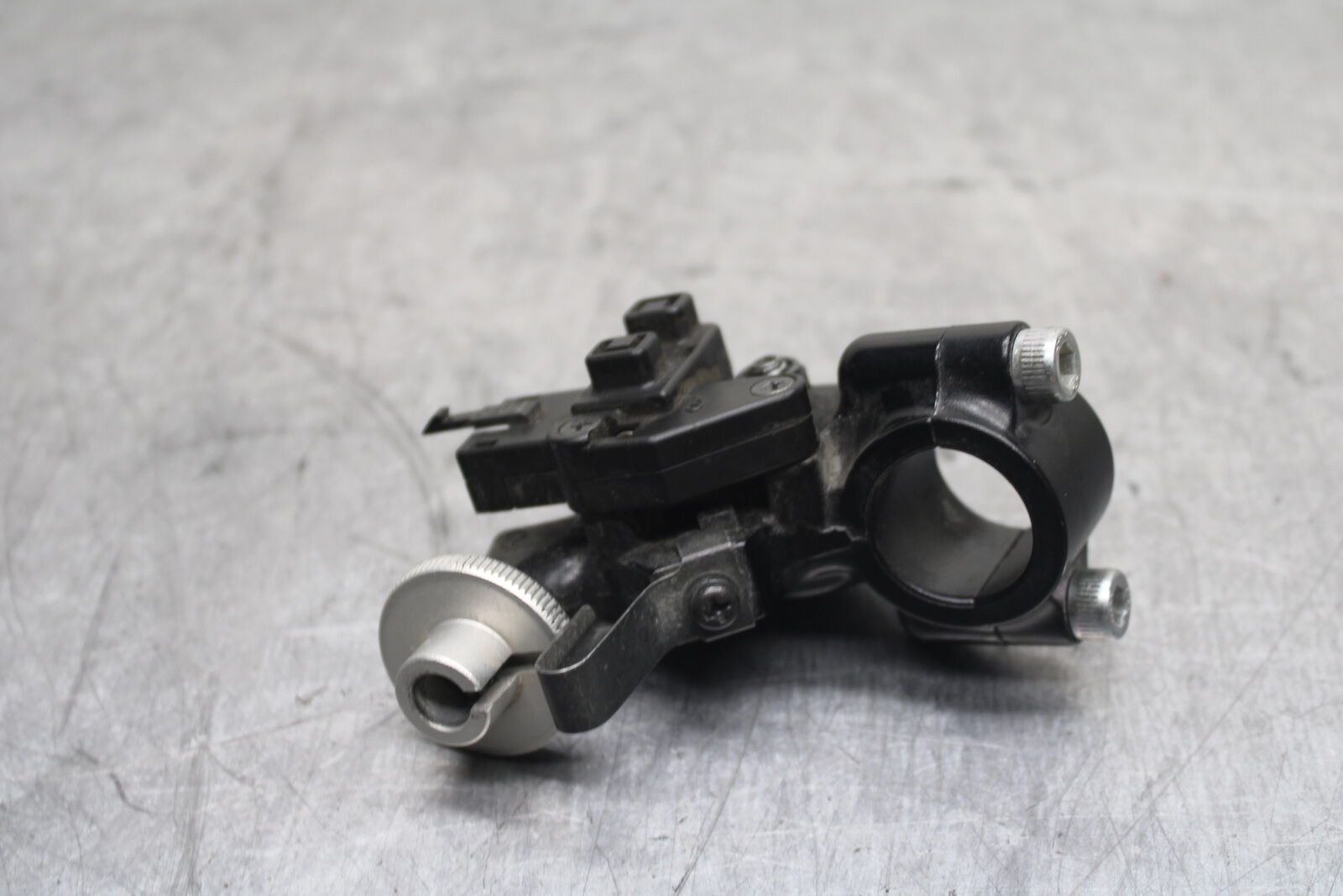 09-12 KAWASAKI NINJA ZX6R CLUTCH LEVER PERCH MOUNT BRACKET BB110