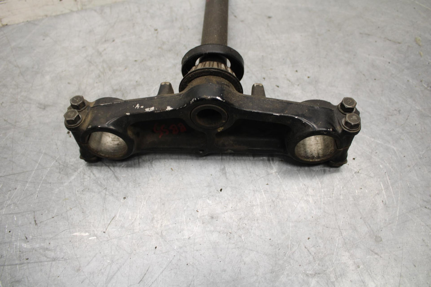 82-83 SUZUKI GS1100GL FRONT FORKS CLAMP LOWER TRIPLE TREE STEM BB30
