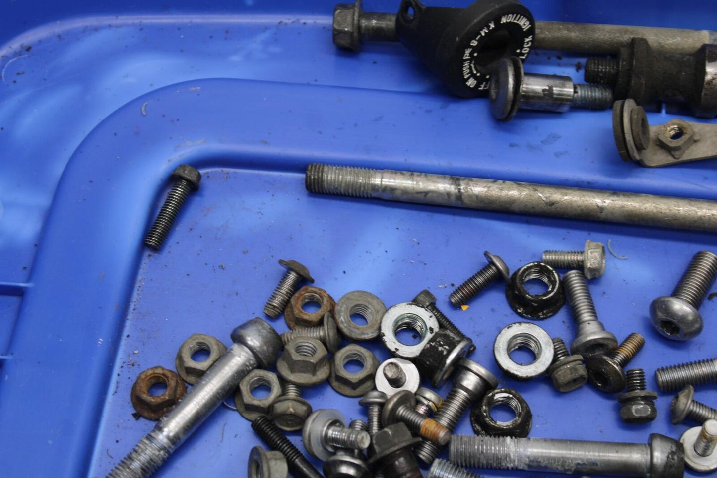 09-12 KAWASAKI NINJA ZX6R MISCELLANEOUS MOUNTING BOLTS HARDWARE MOTOR BB617