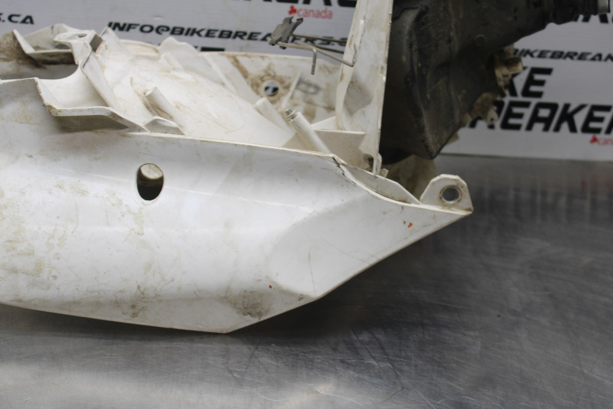 13 KTM 350 SXF AIR CLEANER FILTER BOX BB104