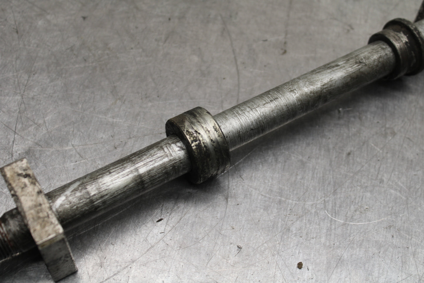 14-15 KAWASAKI NINJA 650 EX650F ABS REAR AXLE WHEEL RIM PIVOT BOLT AXEL BB741