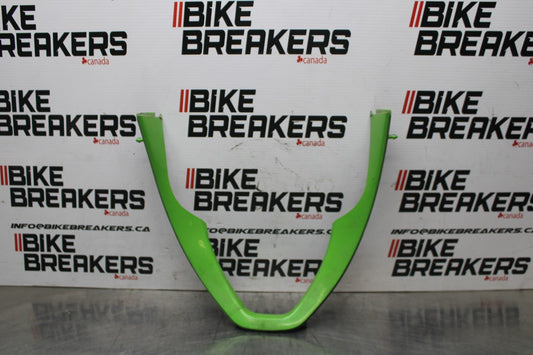 98 KAWASAKI NINJA ZX6 FRONT LOWER INNER EXHAUST V FAIRING COWL GUARD BB870