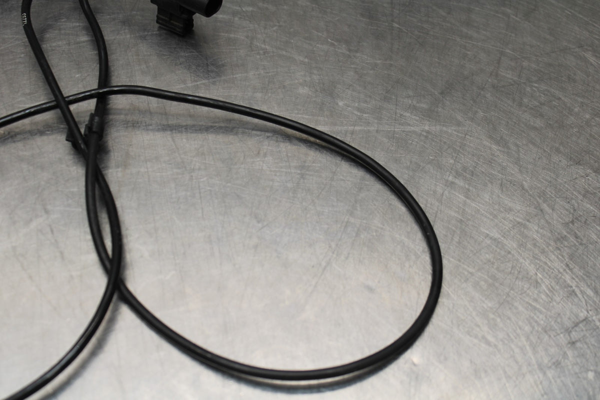 19 MOTO GUZZI V7 III REAR ABS BRAKE SENSOR BB831