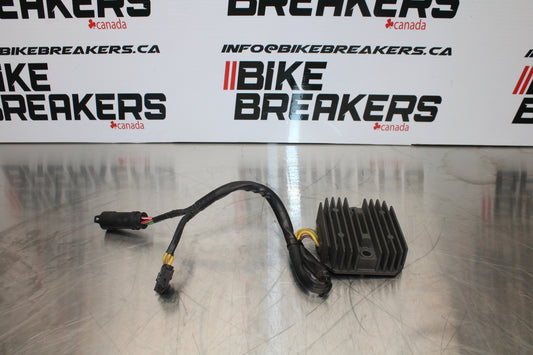 06-12 BMW F800ST RECTIFIER VOLTAGE REGULATOR BB144