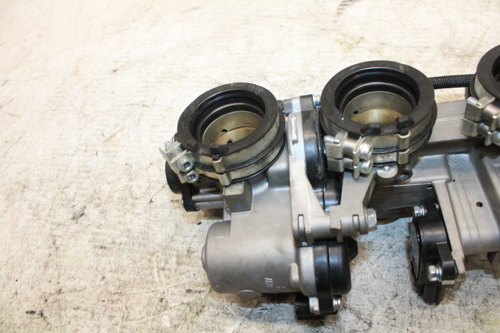 16-21 YAMAHA XSR900 MAIN FUEL INJECTORS / THROTTLE BODIES BB370