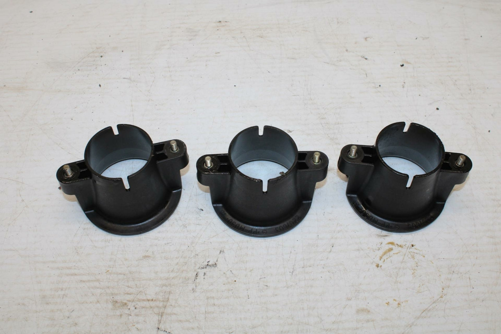 07-16 TRIUMPH STREET TRIPLE AIRBOX INTAKE VELOCITY STACKS BB356