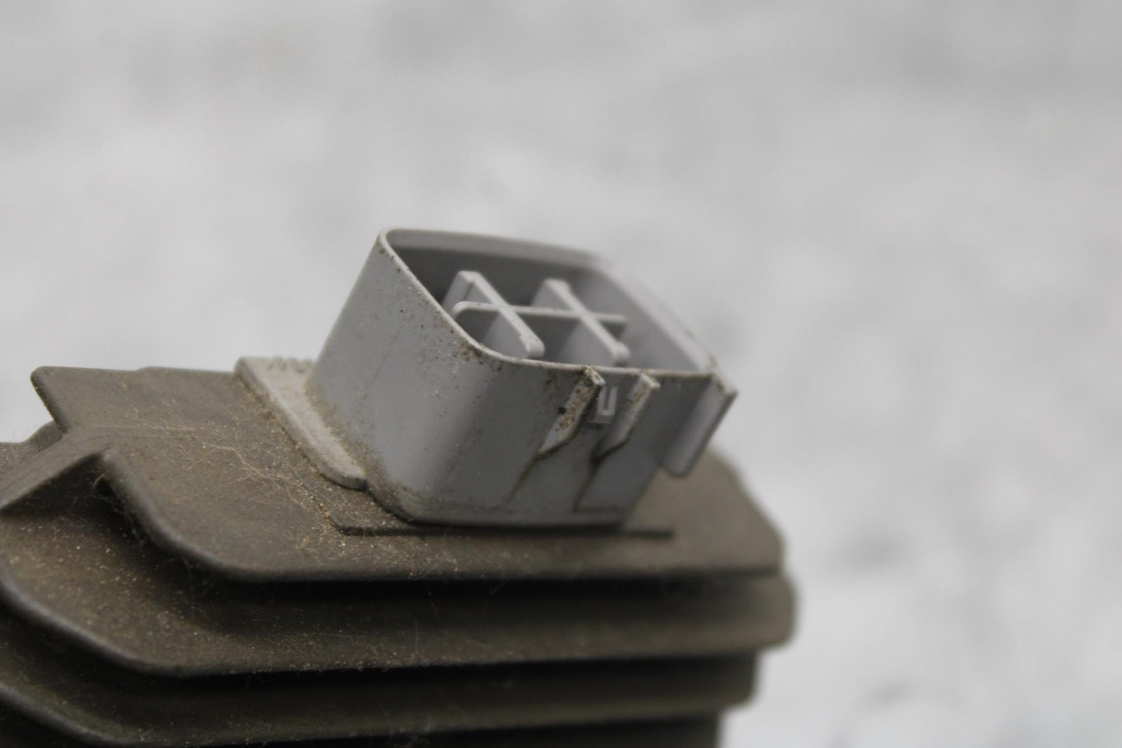 15-16 KAWASAKI EX300 RECTIFIER VOLTAGE REGULATOR BB635