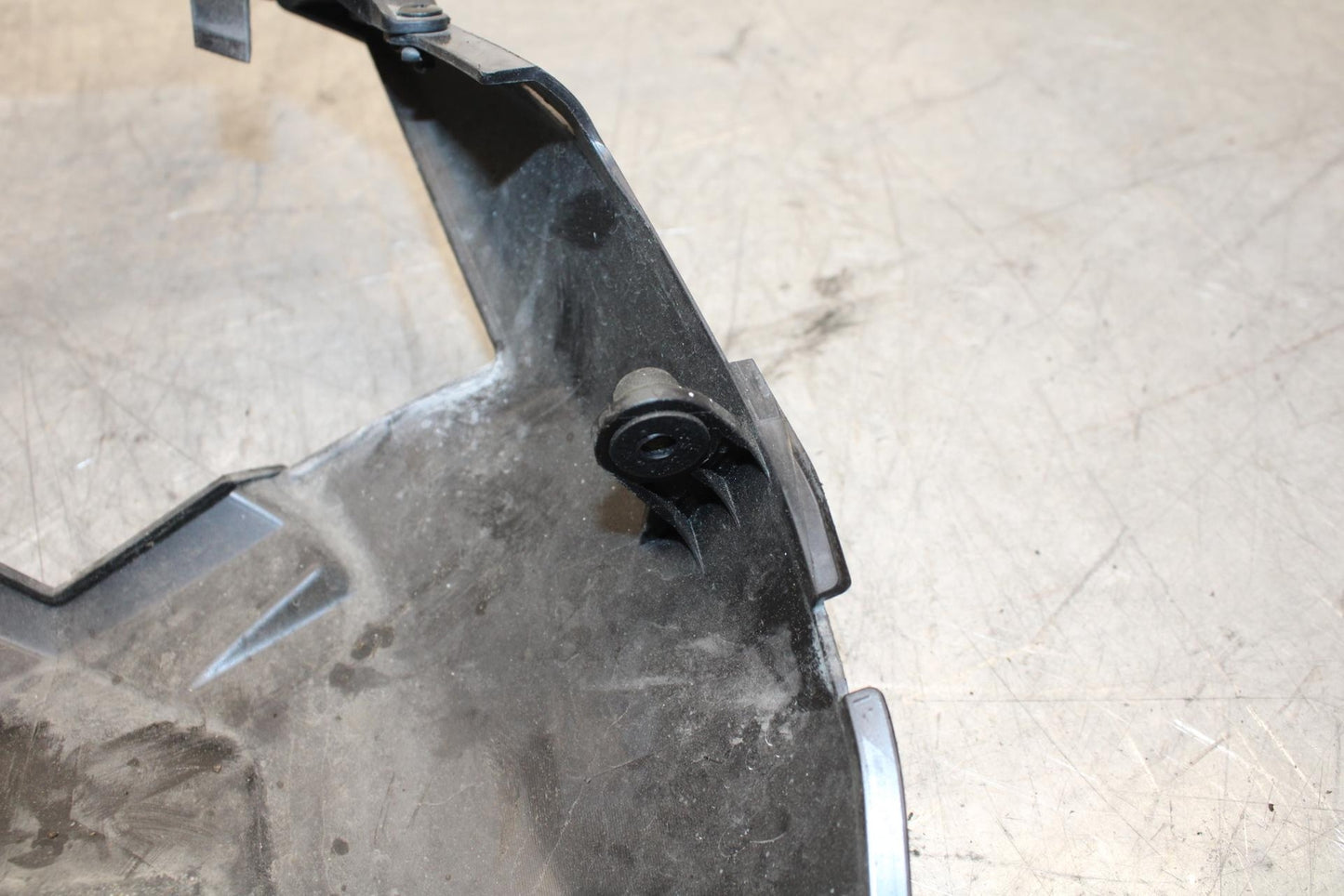 2009 Kawasaki Ninja ZX6R ZX600R REAR TAILLIGHT BRAKE LIGHT TRIM  BB548