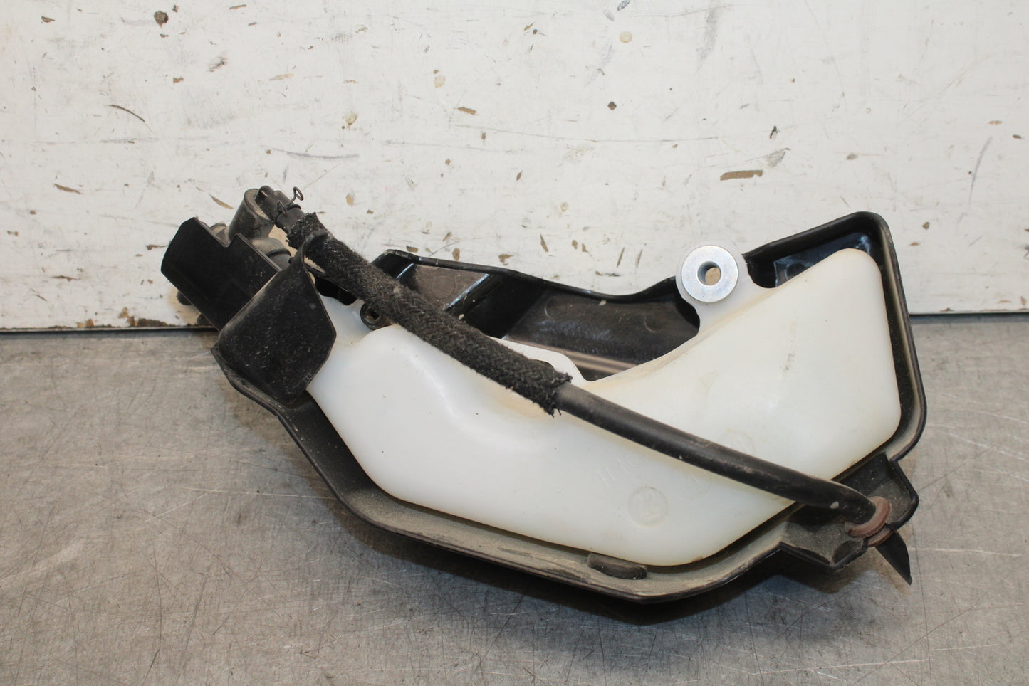 22-24 YAMAHA XSR900 COOLANT WATER TANK RESERVOIR BOTTLE BB683