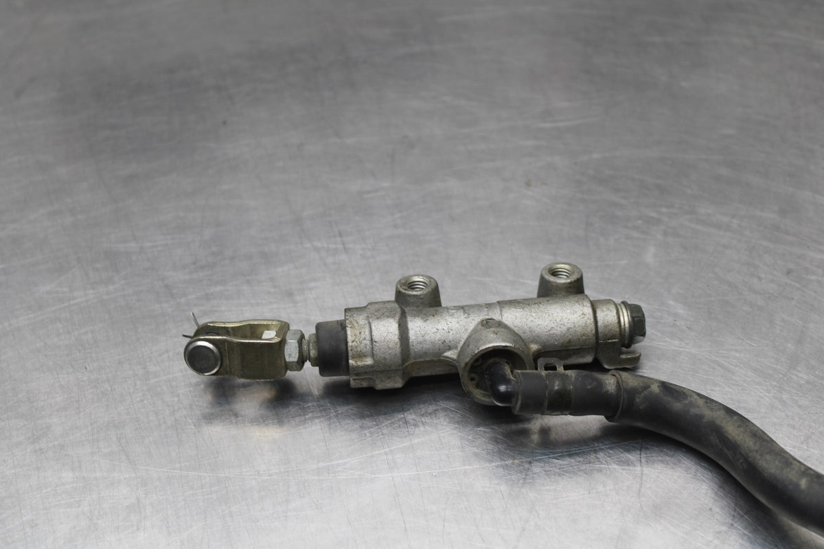 05-06 KAWASAKI NINJA ZX6R REAR BACK BRAKE MASTER CYLINDER W RESERVOIR BB877
