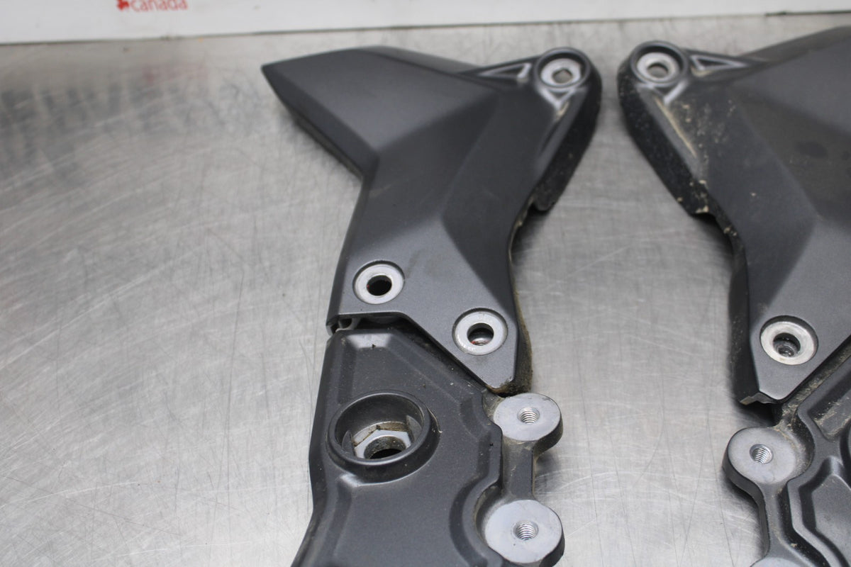 22-25 YAMAHA YZF R7 LEFT RIGHT REARSET REAR SET DRIVER PEG BRACKETS MOUNTS BB769