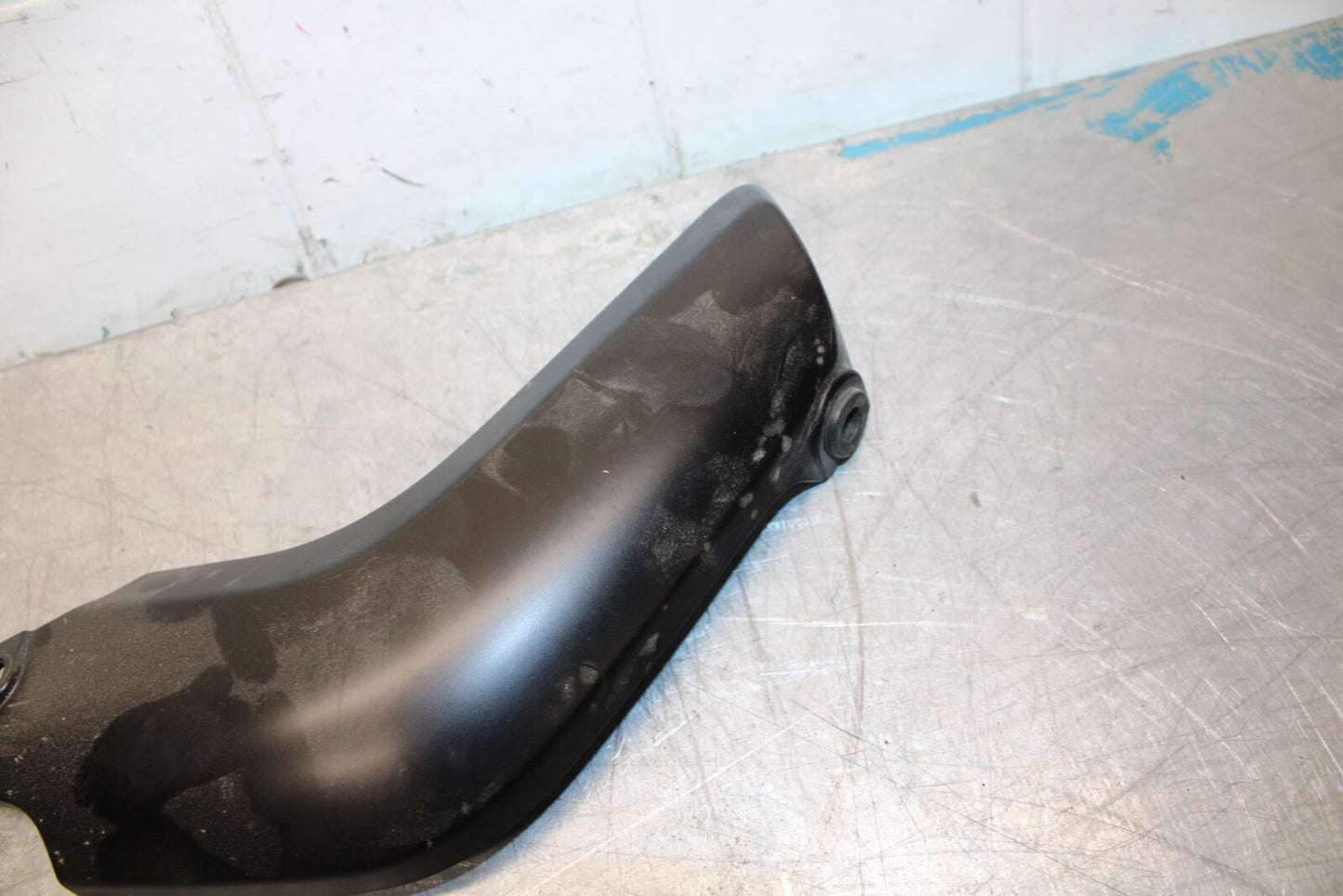 09-12 HONDA CBR600RR REAR  MUFFLER EXHAUST PIPE COVER HEAT SHIELD GUARD BB450