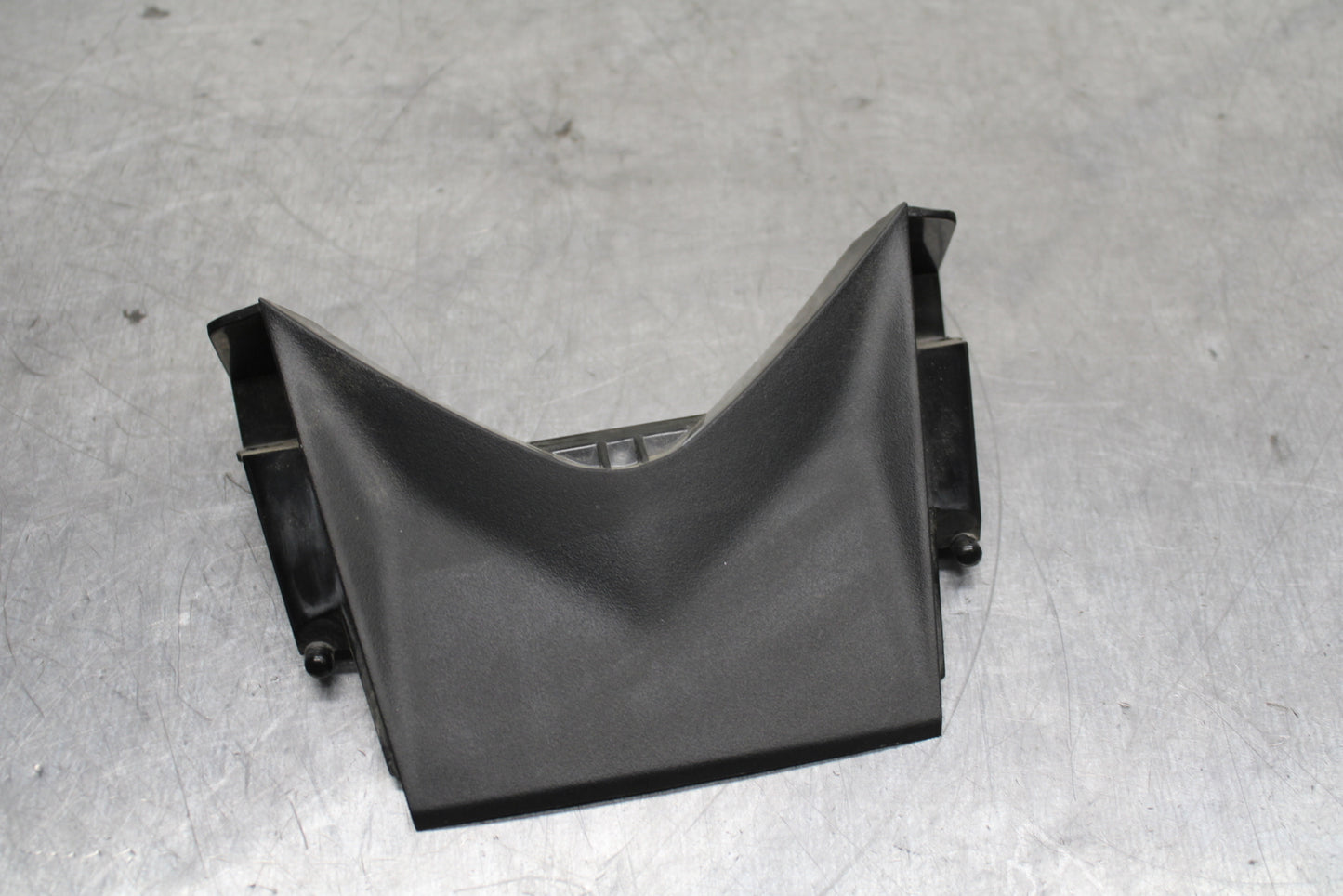 15-16 HONDA CB300F CENTER REAR BACK TAIL FAIRING COVER TRIM COWL BB740