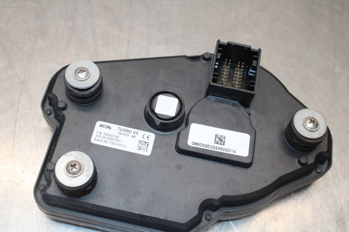 16 APRILIA TUONO V4 1100 IGNITION LOCK GAS CAP SEAT LOCK GAUGE BB905