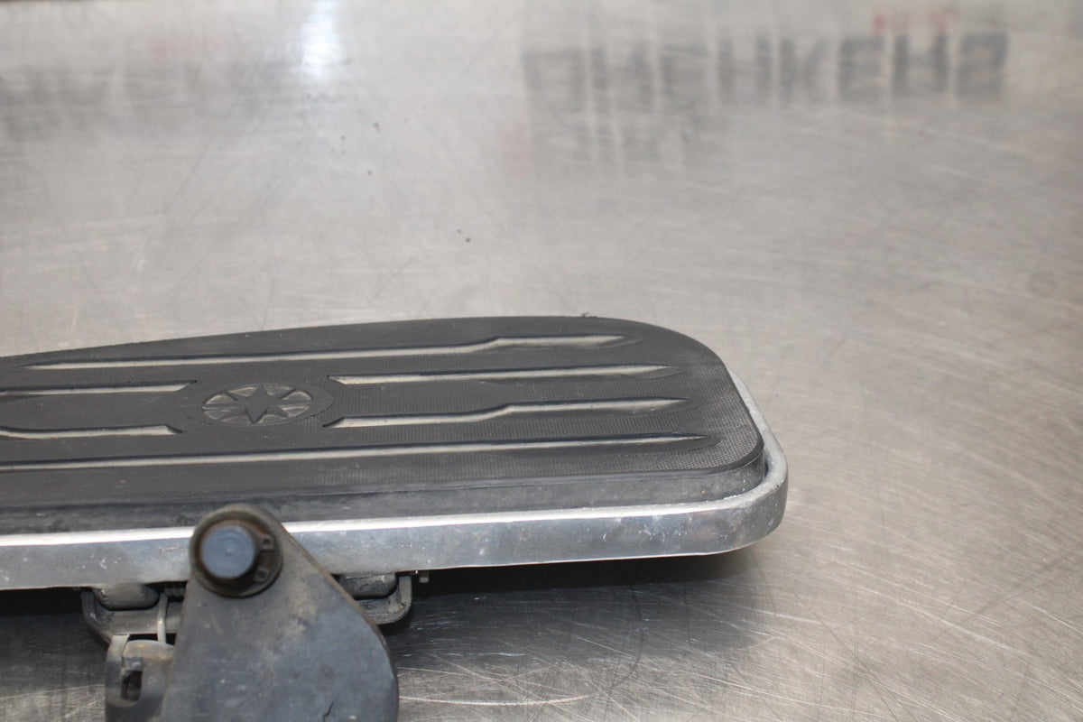 99-09 YAMAHA V STAR 1100 LEFT FRONT FOOT REST PEG STEP BB853