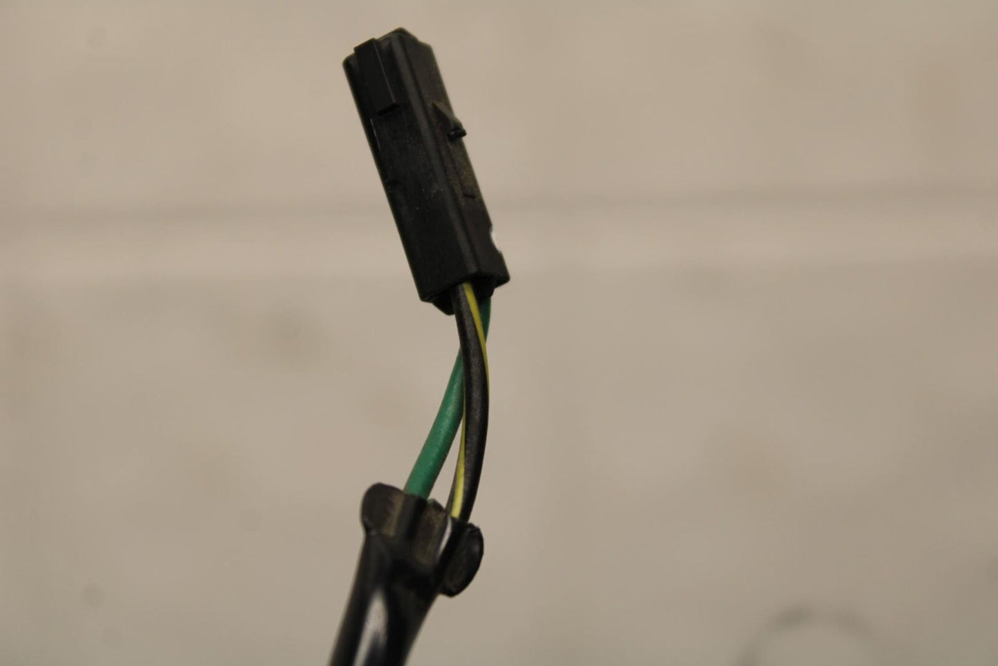 20 KAWASAKI Z400 ER400 ABS LEFT FRONT TURN SIGNAL LIGHT INDICATOR BB586