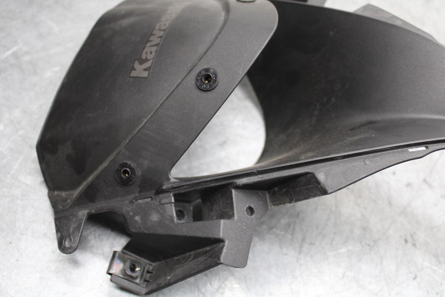 2009 Kawasaki Ninja ZX6R ZX600R FRONT CENTER COWL FAIRING 55028-0290-18T BB548