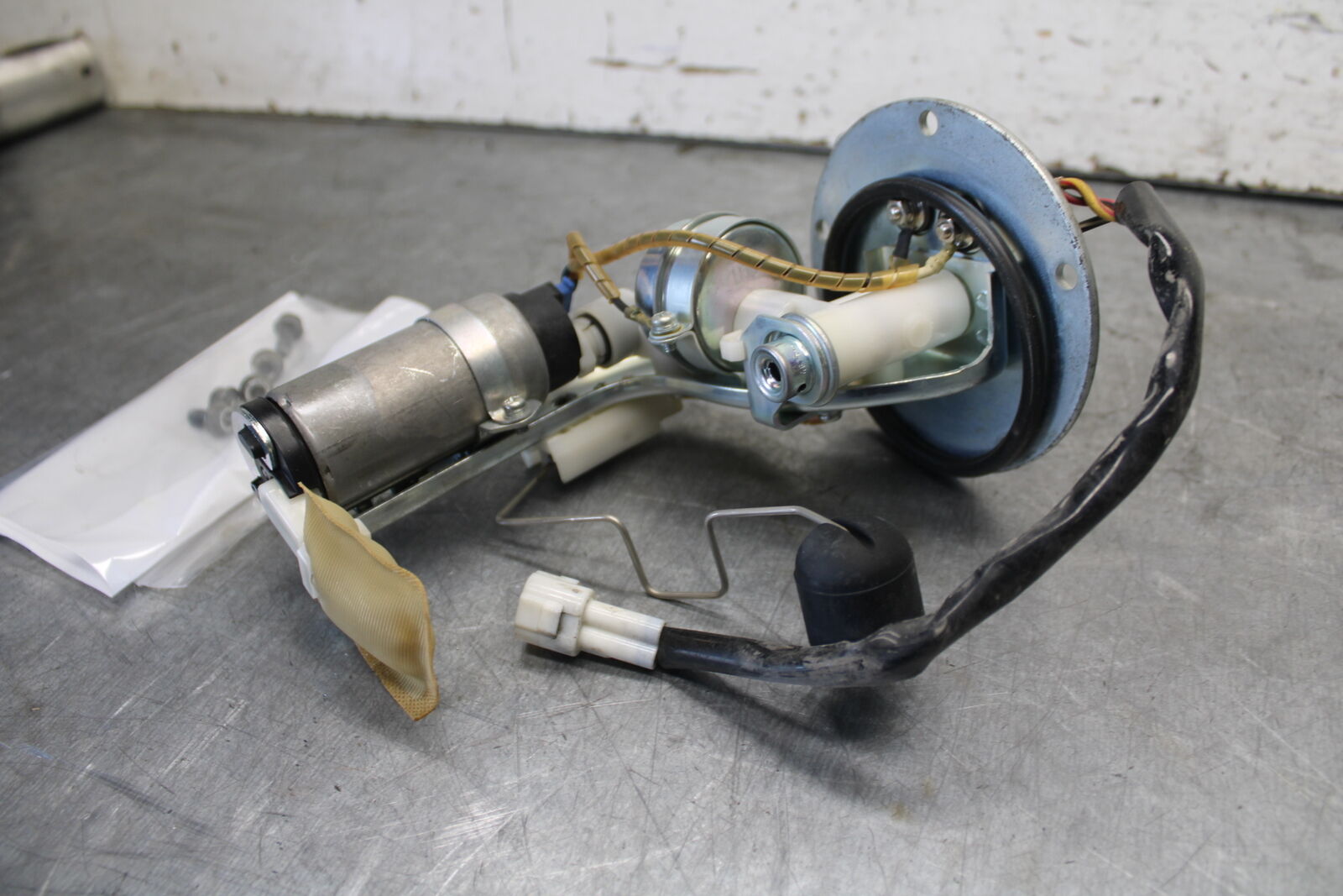 05-09 SUZUKI BOULEVARD C90 FUEL GAS PUMP BB692