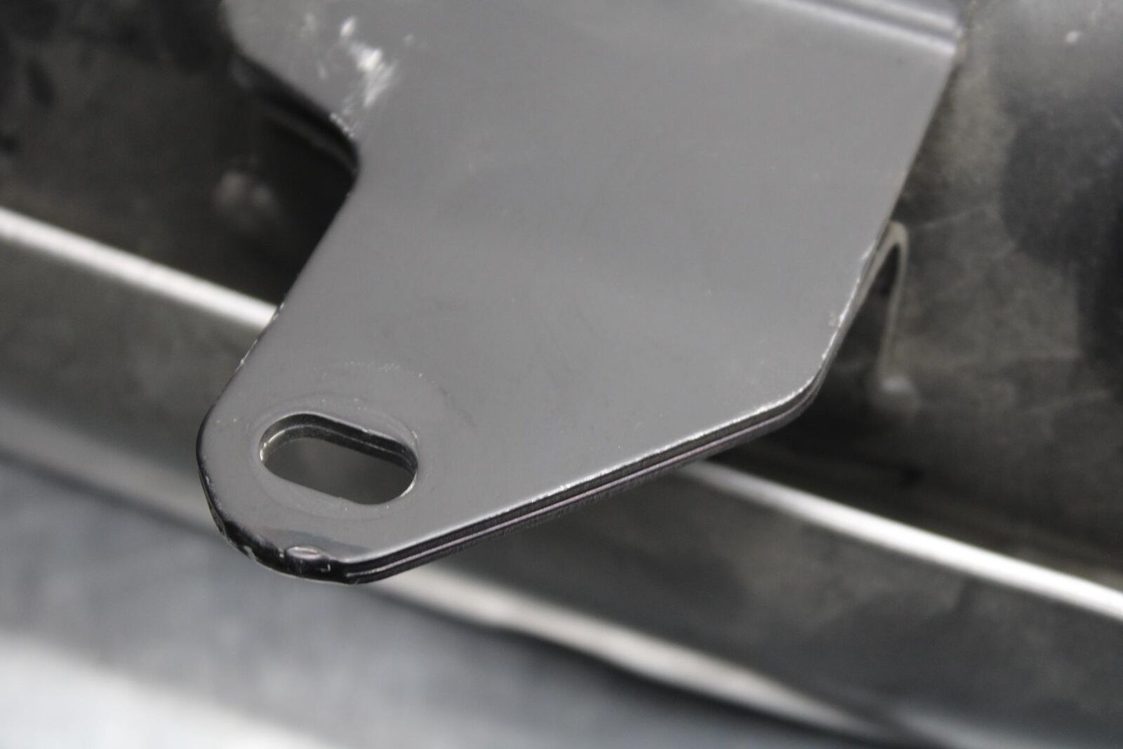 2006 Kawasaki Ninja ZX10R EXHAUST PIPE MUFFLER SLIP ON CAN SILENCER BB581