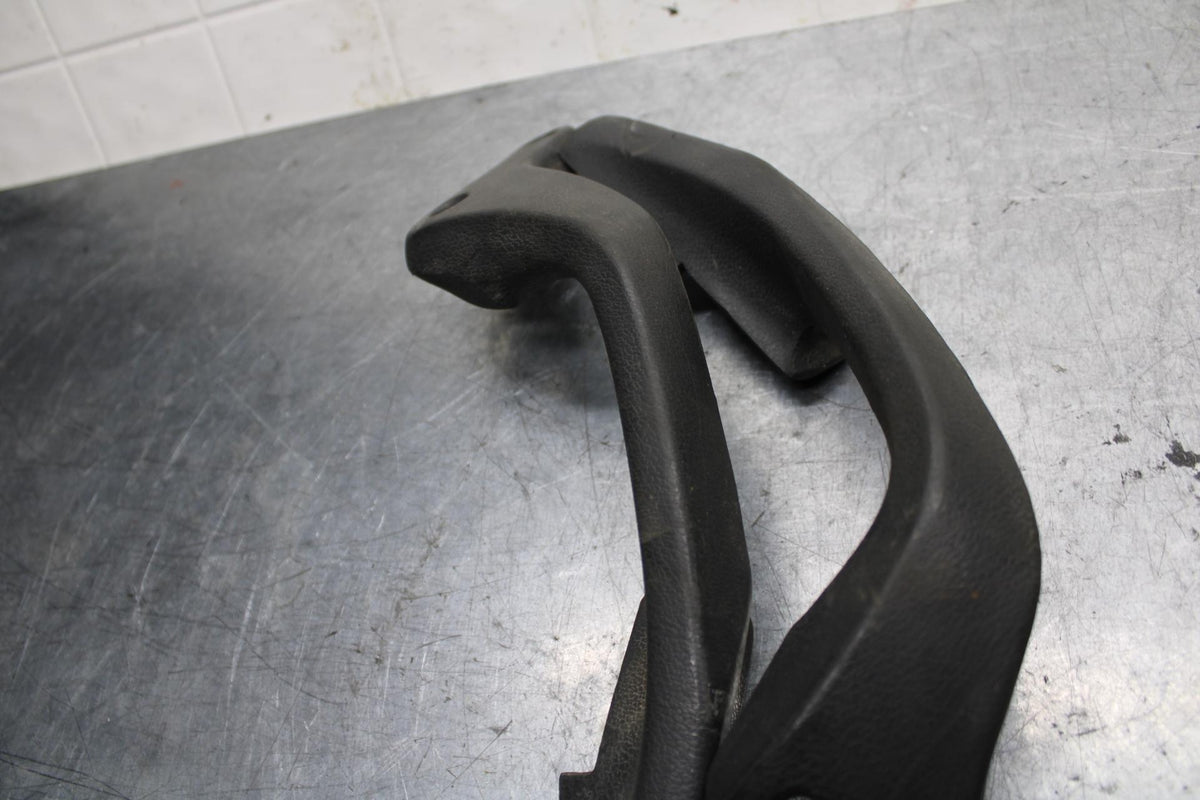 2001 Honda ST1100 PASSENGER REAR SEAT GRAB BAR HANDLE SET BB77