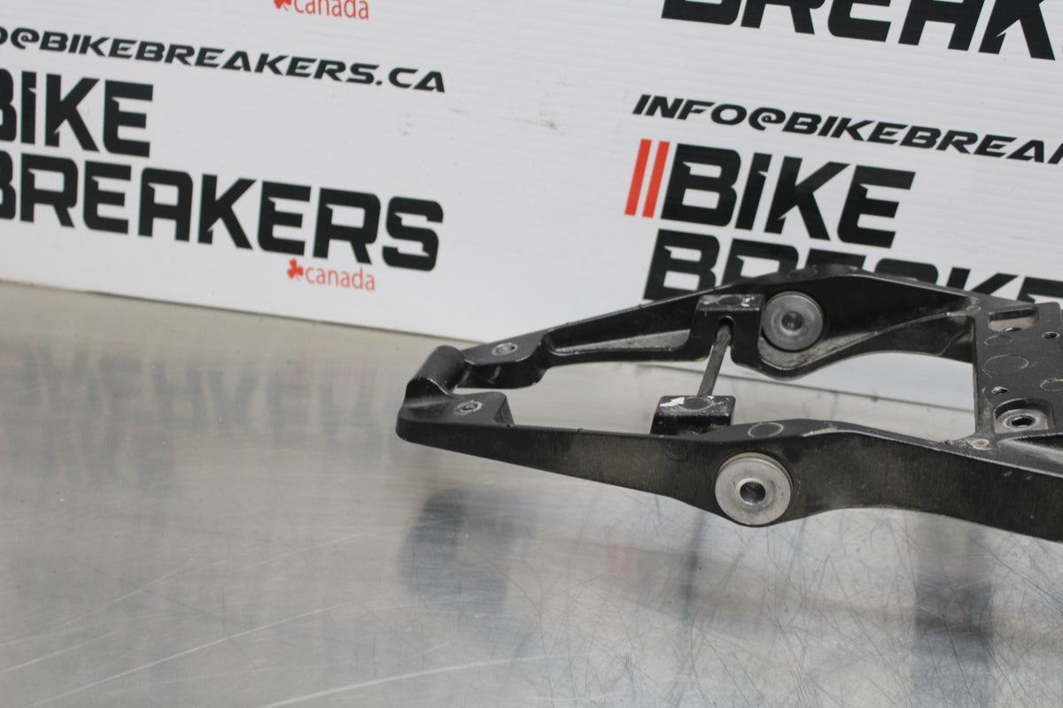 07-08 KAWASAKI NINJA ZX6R REAR SUBFRAME BACK SUB FRAME BB199