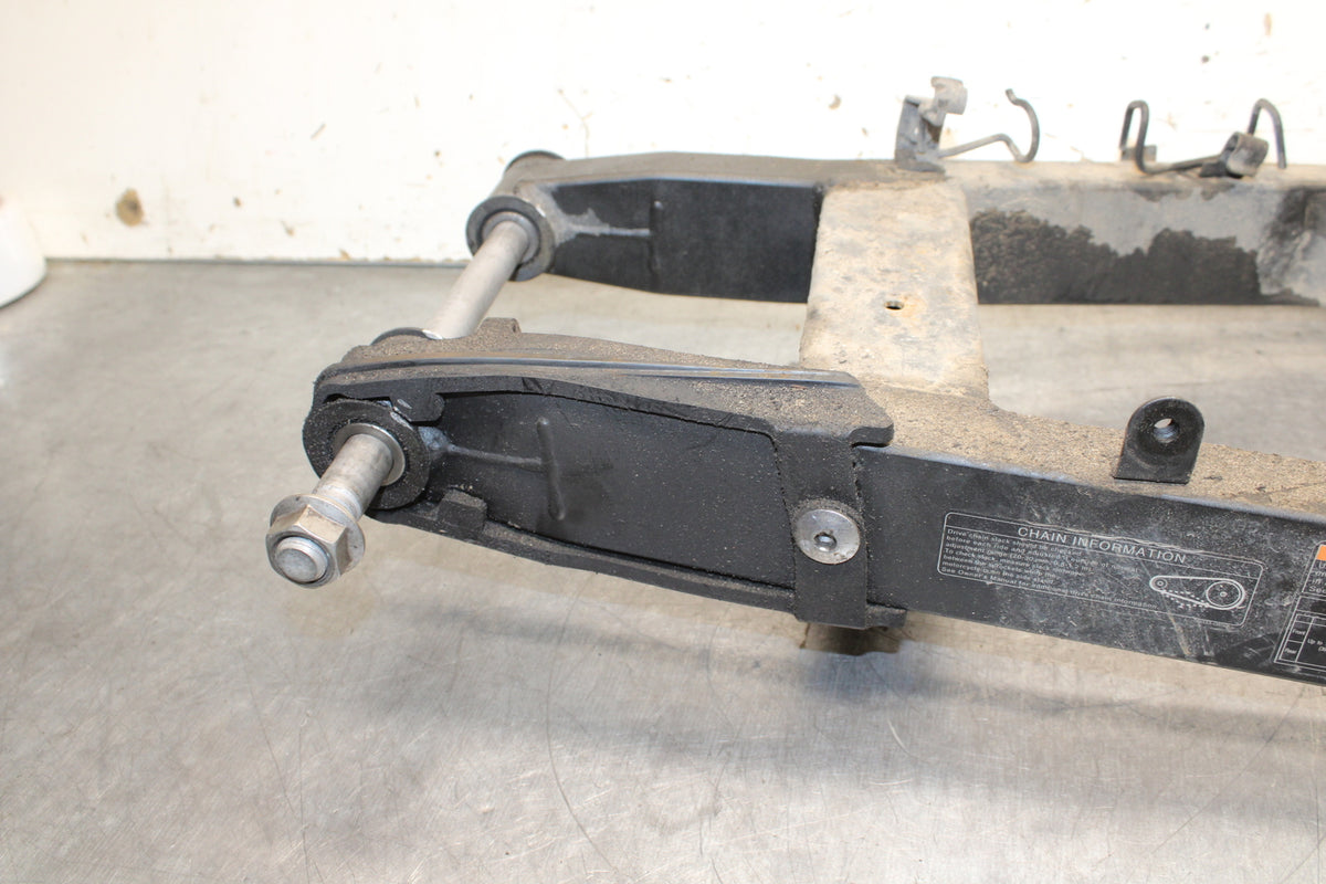 24 KAWASAKI NINJA 500 ABS REAR SWINGARM BACK SUSPENSION SWING ARM BB744